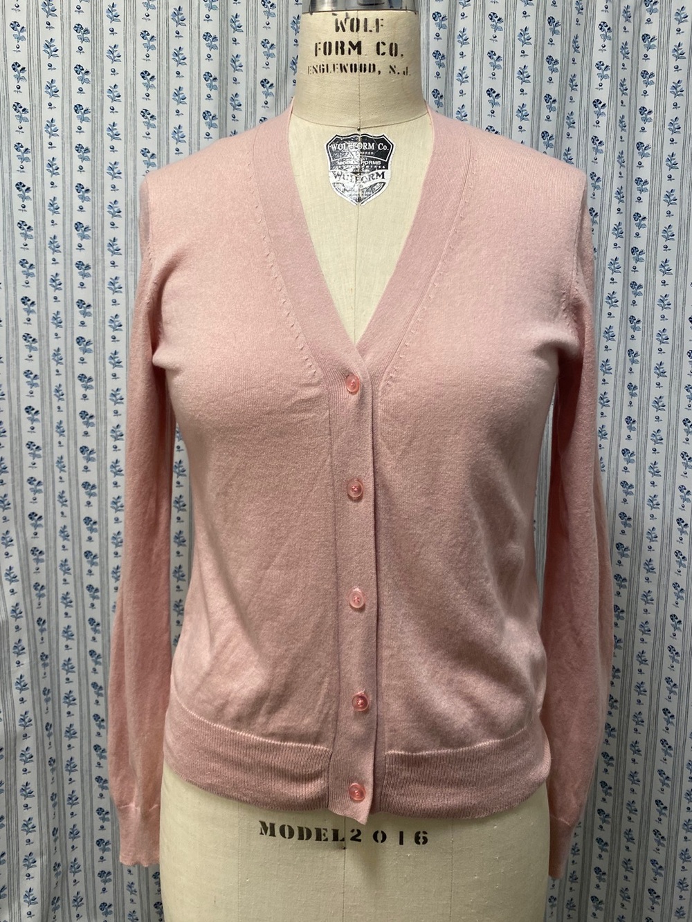 Neiman Marcus Classic Pink V-Neck Cardigan Sweater